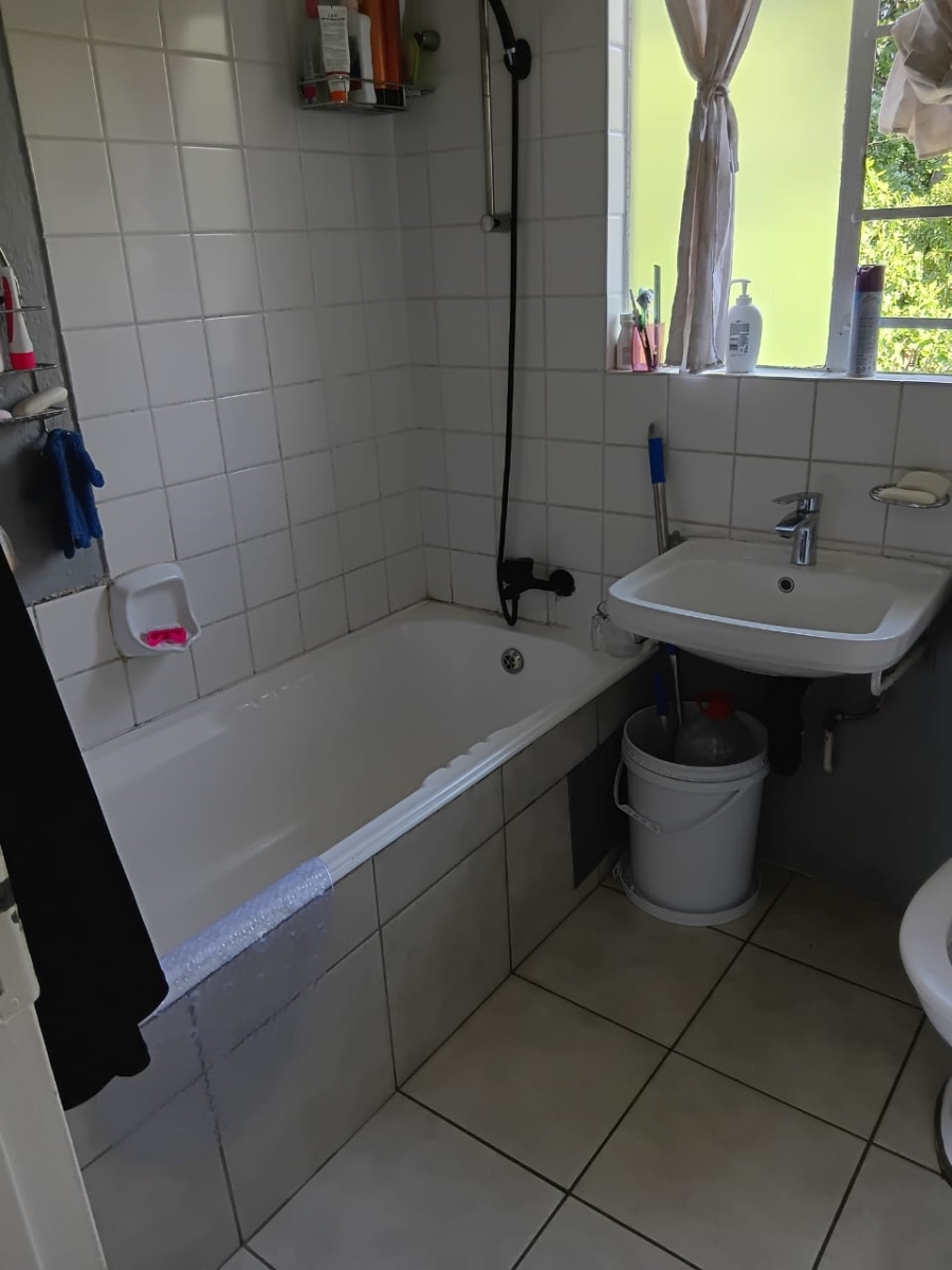 2 Bedroom Property for Sale in Eden Glen Gauteng