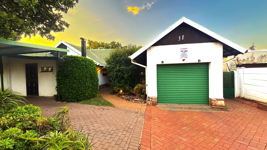 4 Bedroom Property for Sale in Montgomery Park Gauteng