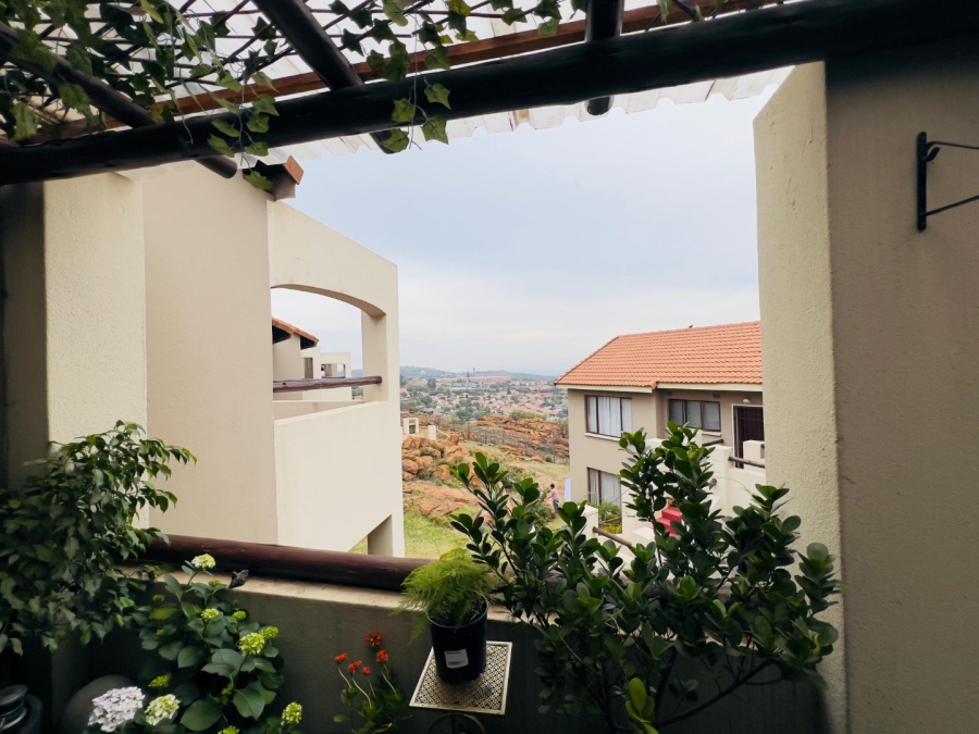 2 Bedroom Property for Sale in Winchester Hills Gauteng