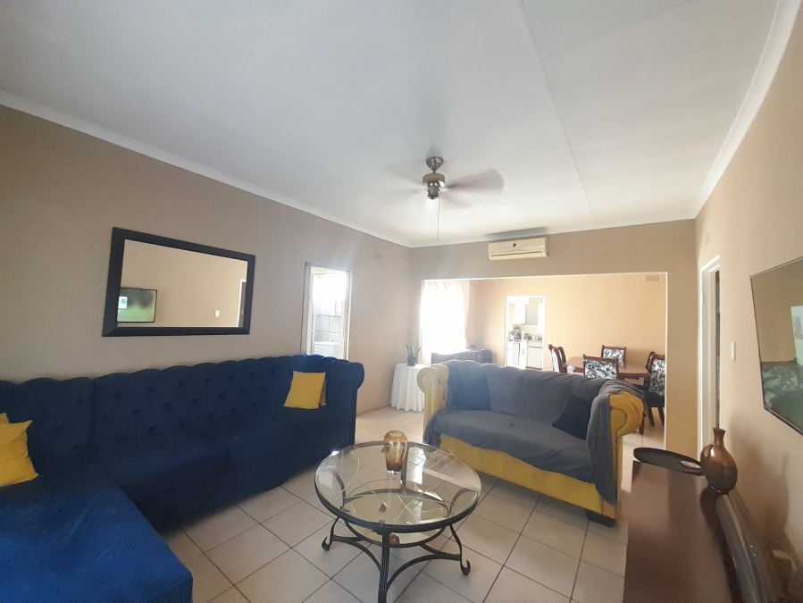 4 Bedroom Property for Sale in Vanderbijlpark CW 3 Gauteng