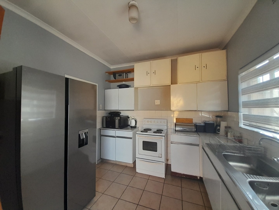 4 Bedroom Property for Sale in Vanderbijlpark CW 3 Gauteng