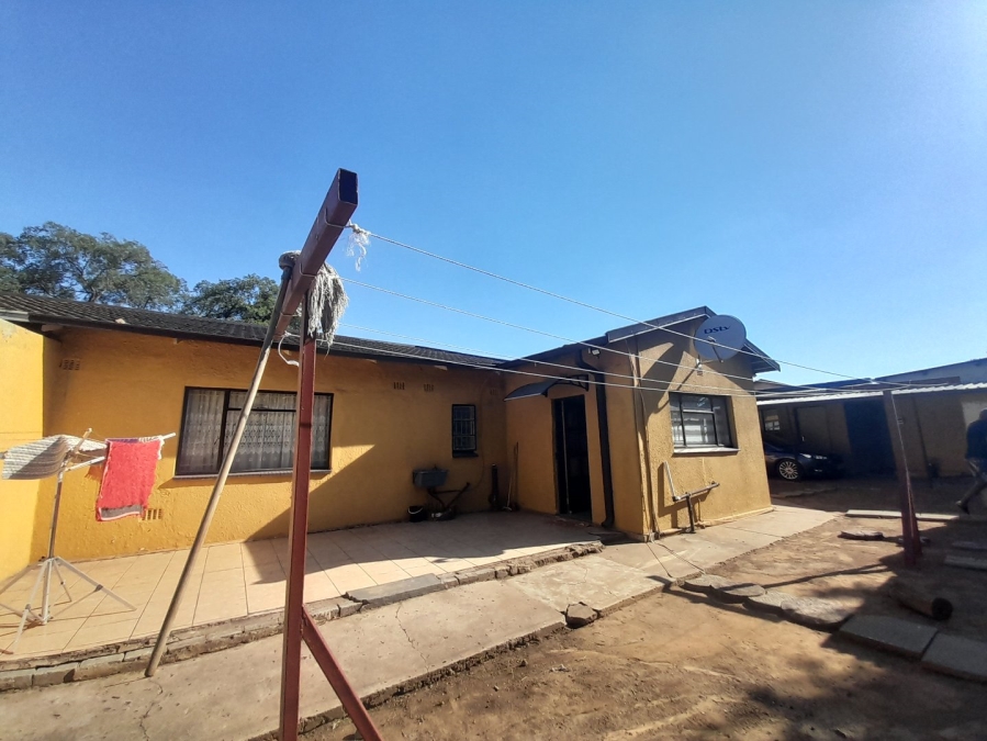4 Bedroom Property for Sale in Vanderbijlpark CW 3 Gauteng