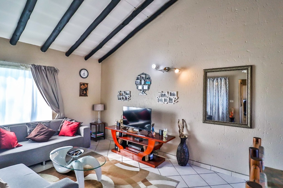 2 Bedroom Property for Sale in North Riding AH Gauteng