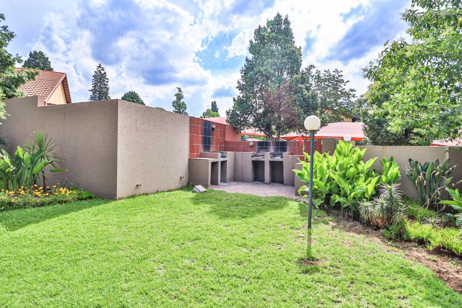 2 Bedroom Property for Sale in North Riding AH Gauteng