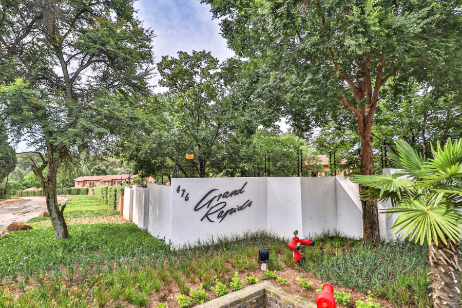 2 Bedroom Property for Sale in North Riding AH Gauteng