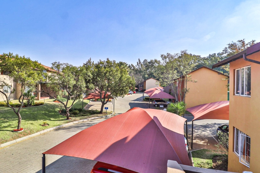 2 Bedroom Property for Sale in North Riding AH Gauteng