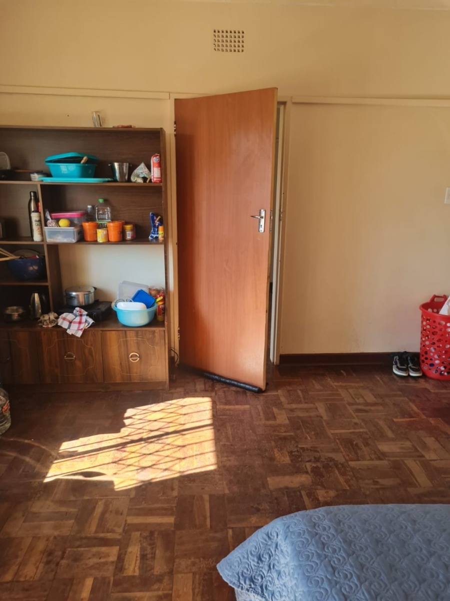 7 Bedroom Property for Sale in Westonaria Gauteng