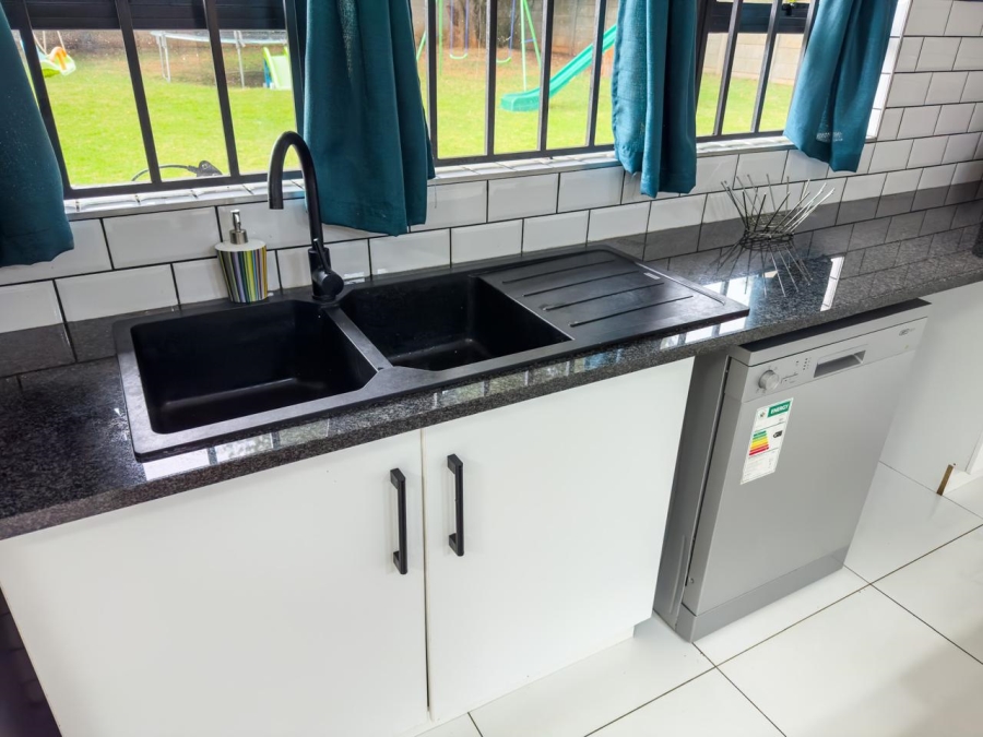 3 Bedroom Property for Sale in Jansenpark Gauteng