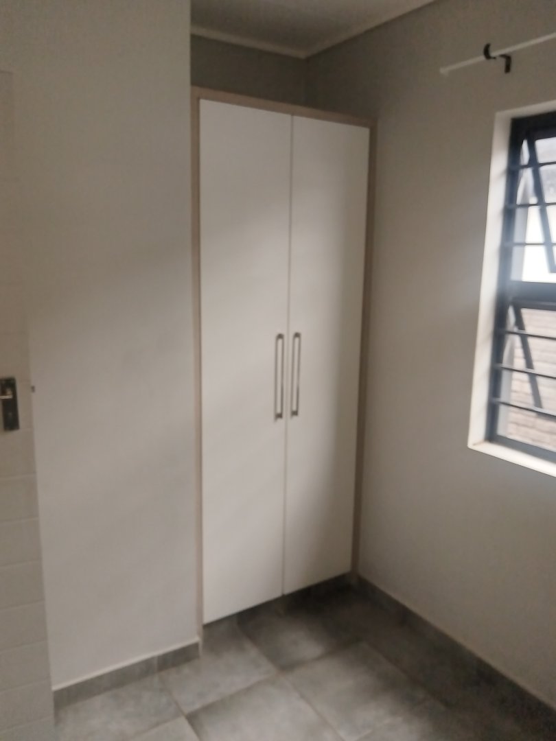 To Let 3 Bedroom Property for Rent in Danville Gauteng