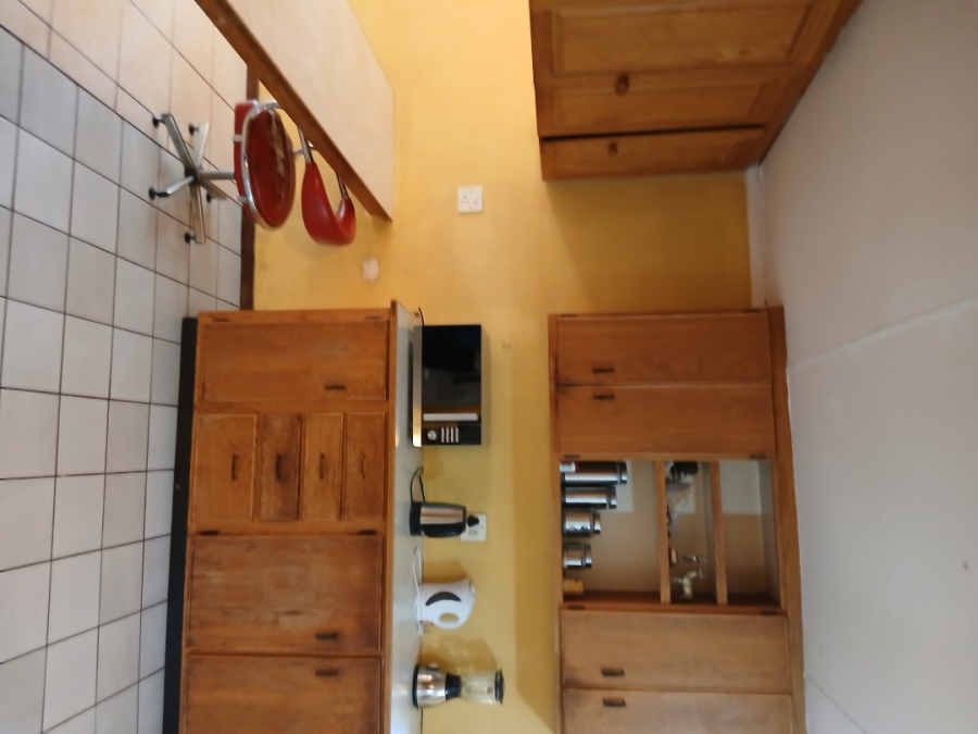 5 Bedroom Property for Sale in The Orchards Gauteng