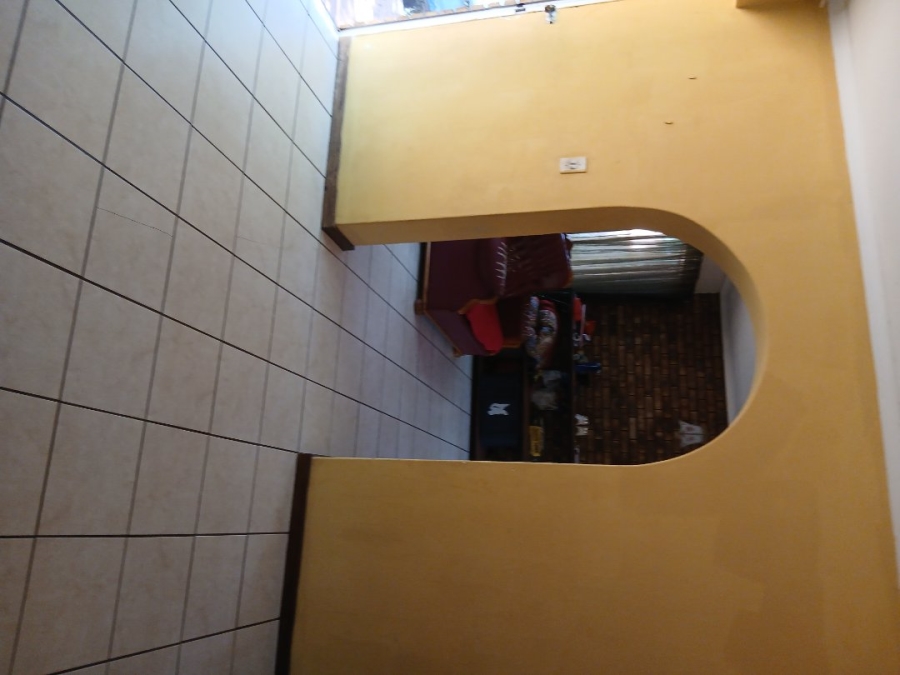 5 Bedroom Property for Sale in The Orchards Gauteng