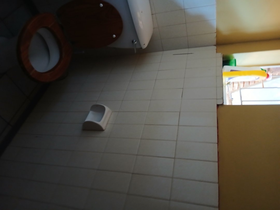 5 Bedroom Property for Sale in The Orchards Gauteng