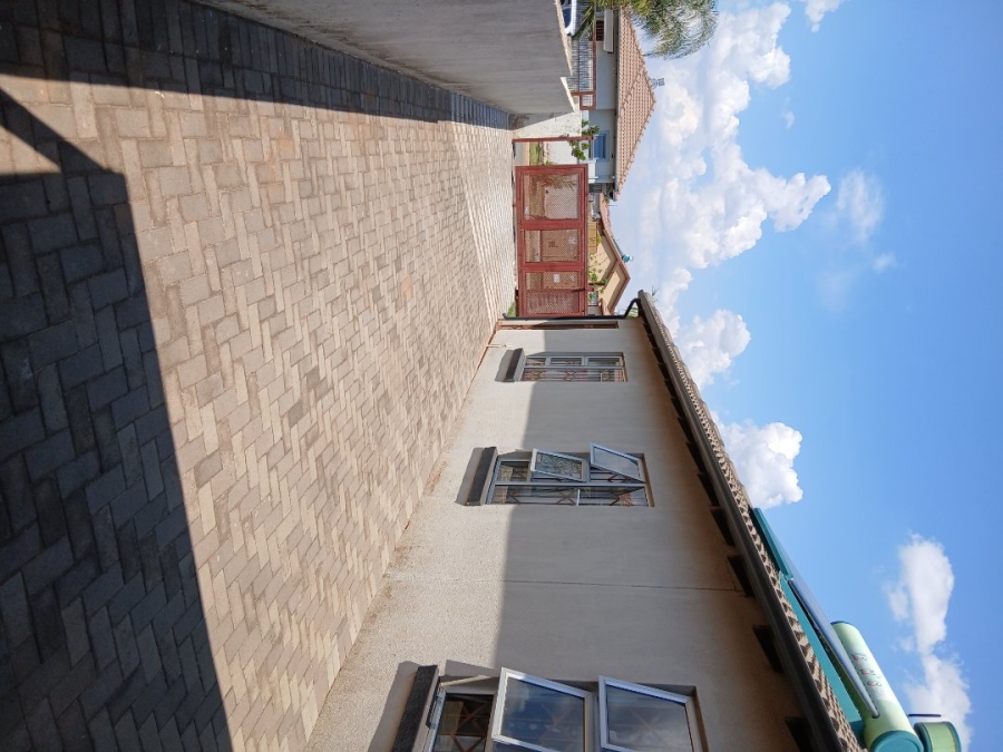 3 Bedroom Property for Sale in Soshanguve VV Gauteng