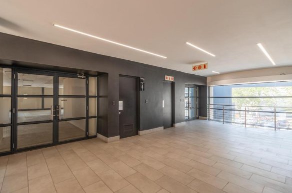 To Let commercial Property for Rent in Strubensvallei Gauteng