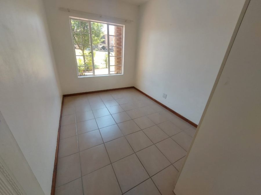 2 Bedroom Property for Sale in Glen Lauriston Gauteng
