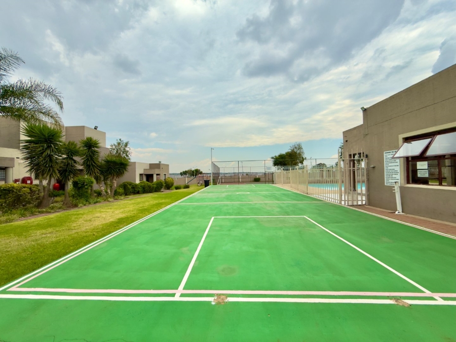 To Let 3 Bedroom Property for Rent in New Market Park Gauteng