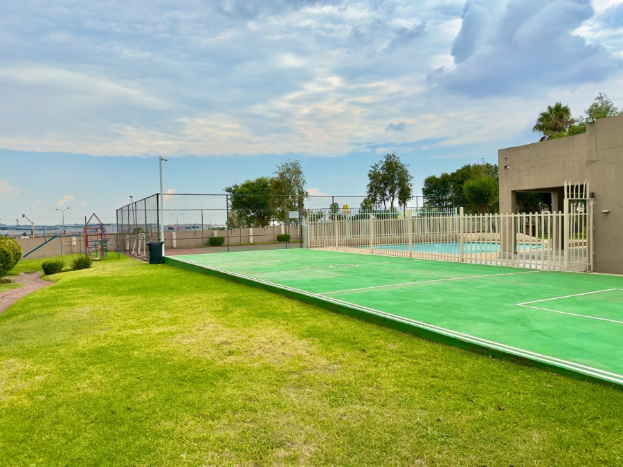 To Let 3 Bedroom Property for Rent in New Market Park Gauteng