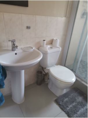 2 Bedroom Property for Sale in Greenstone Hill Gauteng