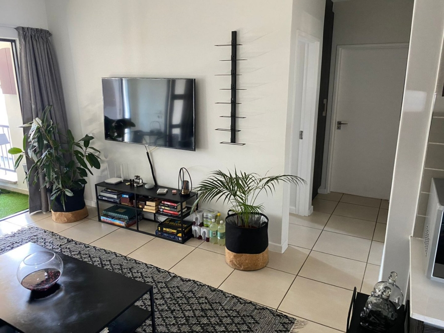 To Let 1 Bedroom Property for Rent in Olivedale Gauteng