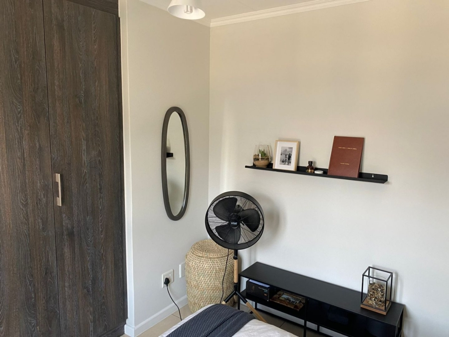 To Let 1 Bedroom Property for Rent in Olivedale Gauteng