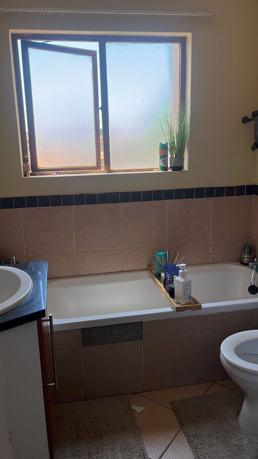 2 Bedroom Property for Sale in Monavoni Gauteng