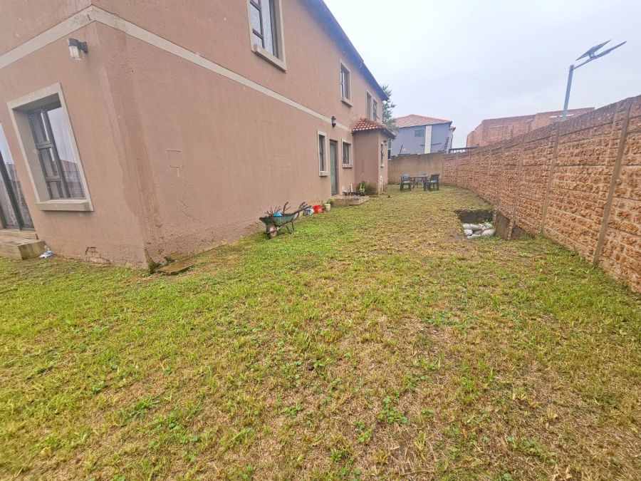 5 Bedroom Property for Sale in Parkrand Gauteng