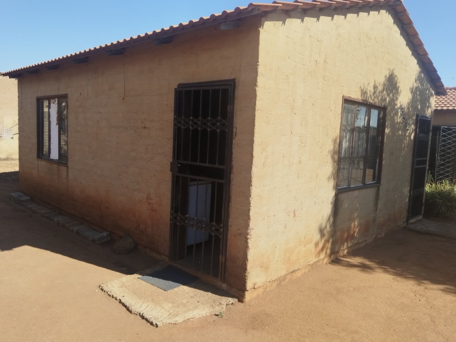 2 Bedroom Property for Sale in Soshanguve South Ext 1 Gauteng