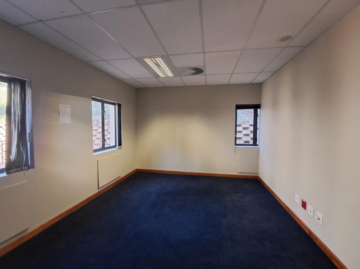 To Let commercial Property for Rent in Strubensvallei Gauteng