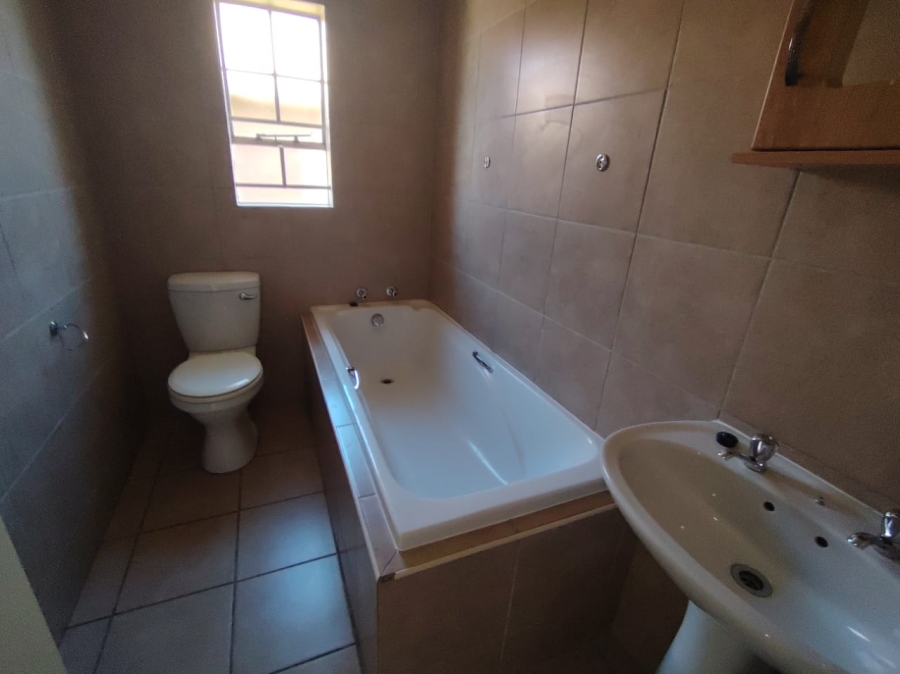 3 Bedroom Property for Sale in Thatch Hill Estate Gauteng