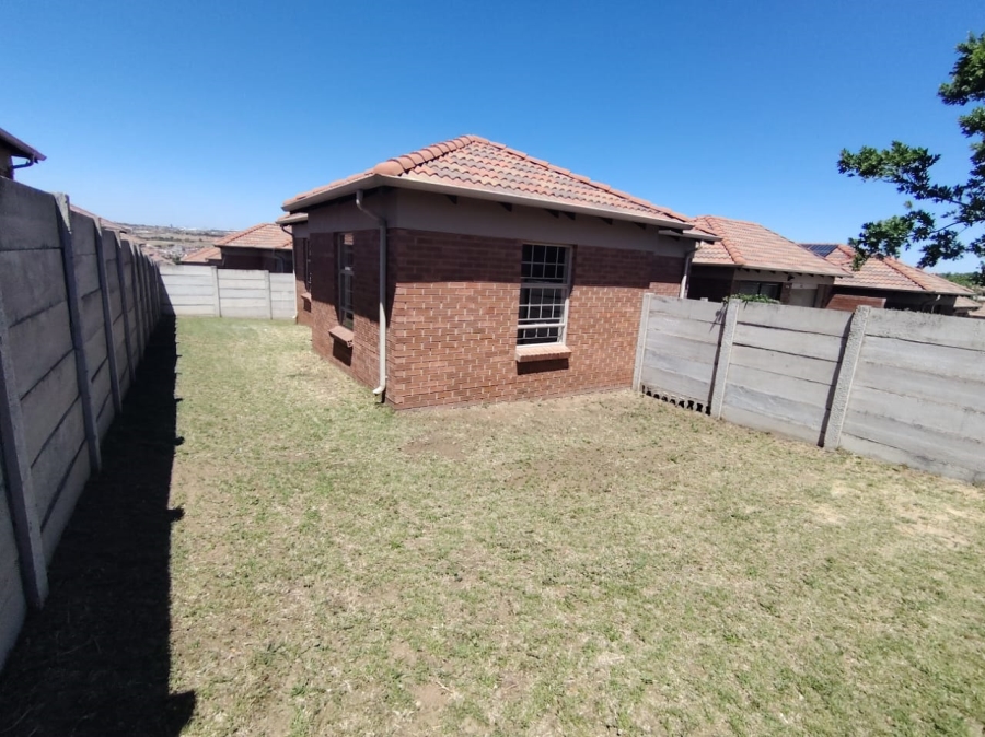 3 Bedroom Property for Sale in Thatch Hill Estate Gauteng