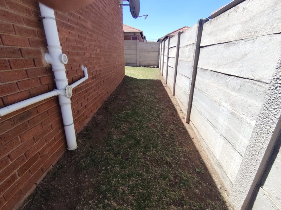 3 Bedroom Property for Sale in Thatch Hill Estate Gauteng