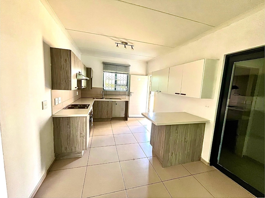 To Let 3 Bedroom Property for Rent in Erand Gardens Gauteng