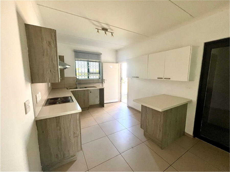 To Let 3 Bedroom Property for Rent in Erand Gardens Gauteng