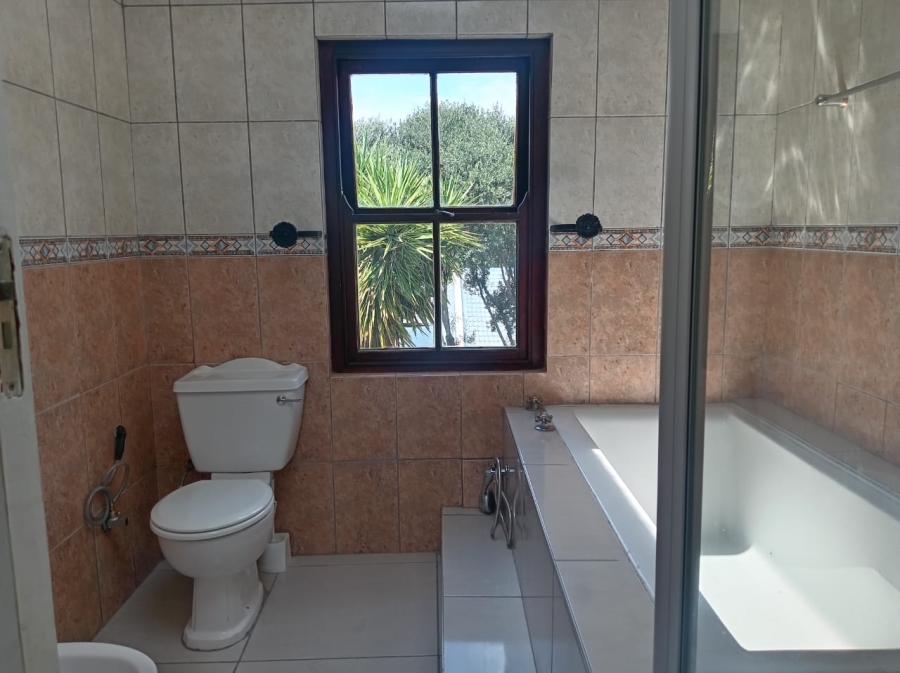 6 Bedroom Property for Sale in Kyalami Estates Gauteng