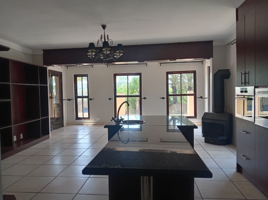 6 Bedroom Property for Sale in Kyalami Estates Gauteng