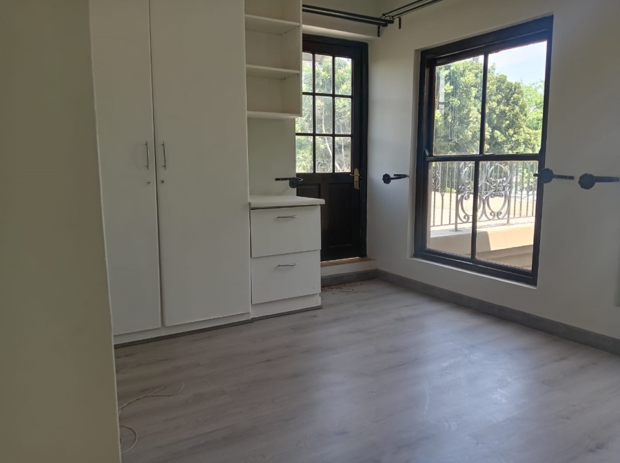 6 Bedroom Property for Sale in Kyalami Estates Gauteng