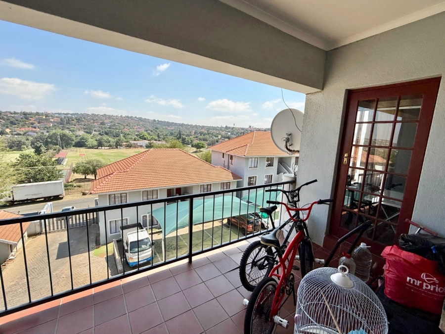 2 Bedroom Property for Sale in Winchester Hills Gauteng