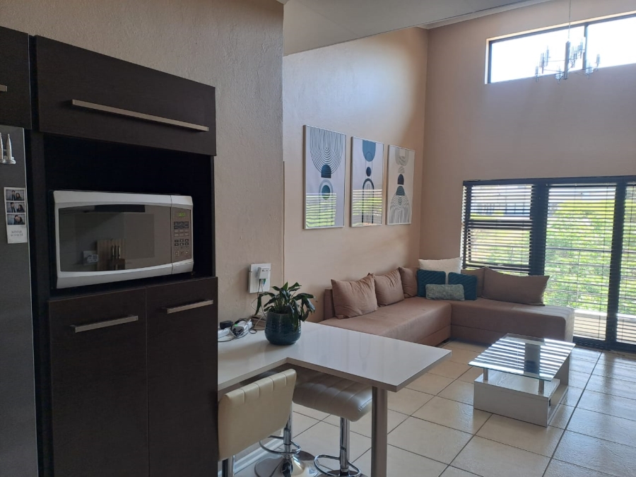 2 Bedroom Property for Sale in Greenstone Hill Gauteng
