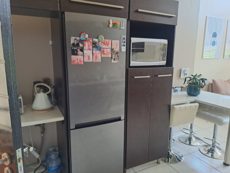 2 Bedroom Property for Sale in Greenstone Hill Gauteng