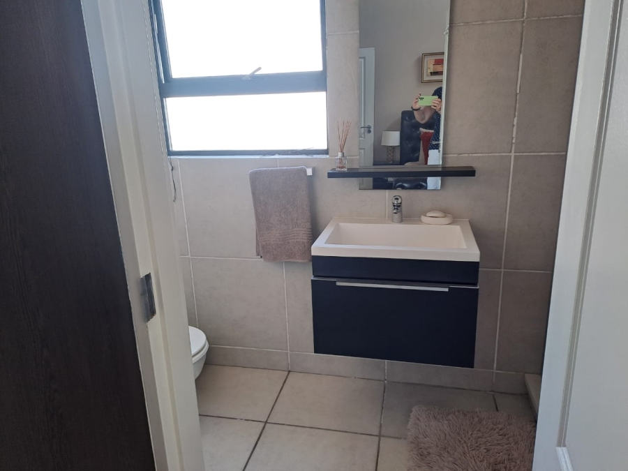 2 Bedroom Property for Sale in Greenstone Hill Gauteng