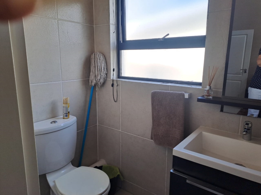 2 Bedroom Property for Sale in Greenstone Hill Gauteng