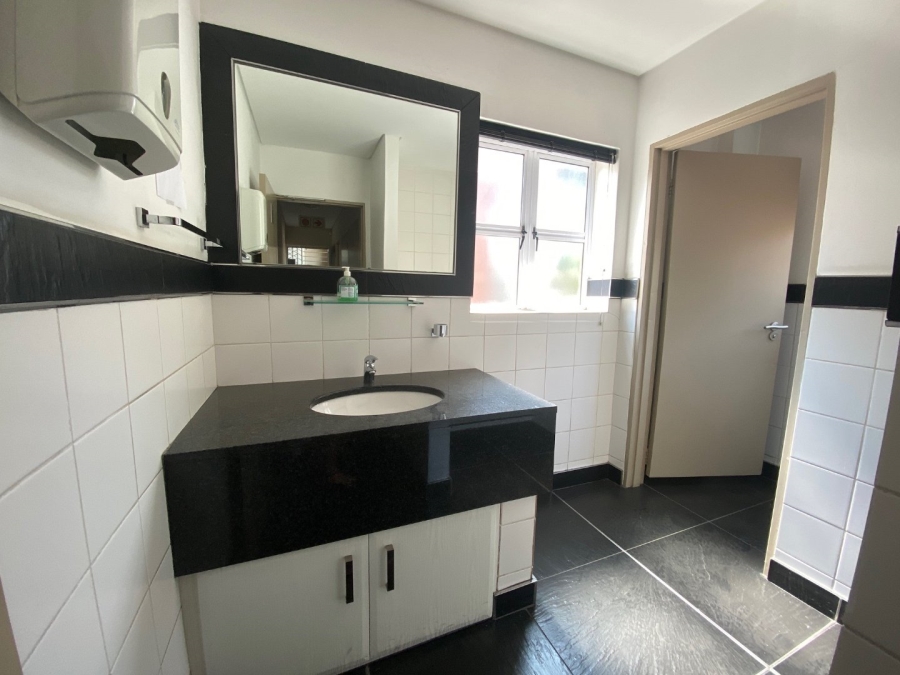 To Let commercial Property for Rent in Fourways Gauteng