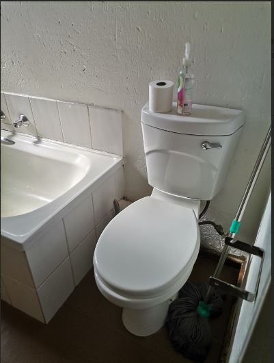 2 Bedroom Property for Sale in Chloorkop Gauteng