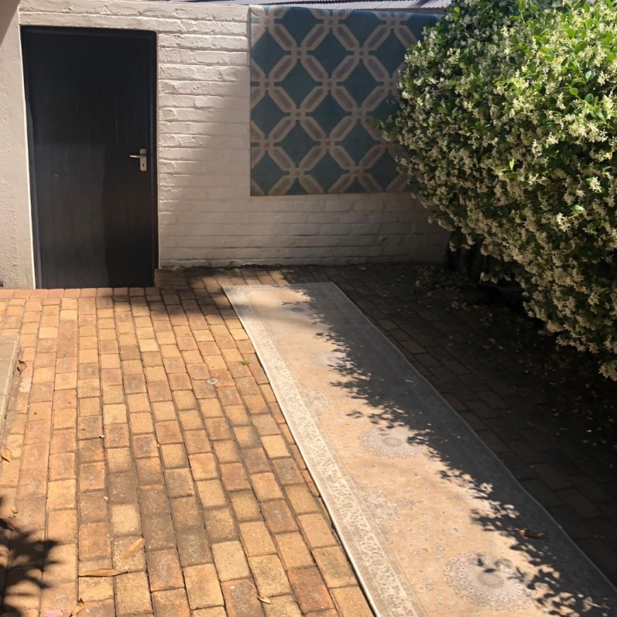 To Let 5 Bedroom Property for Rent in Bryanston Gauteng