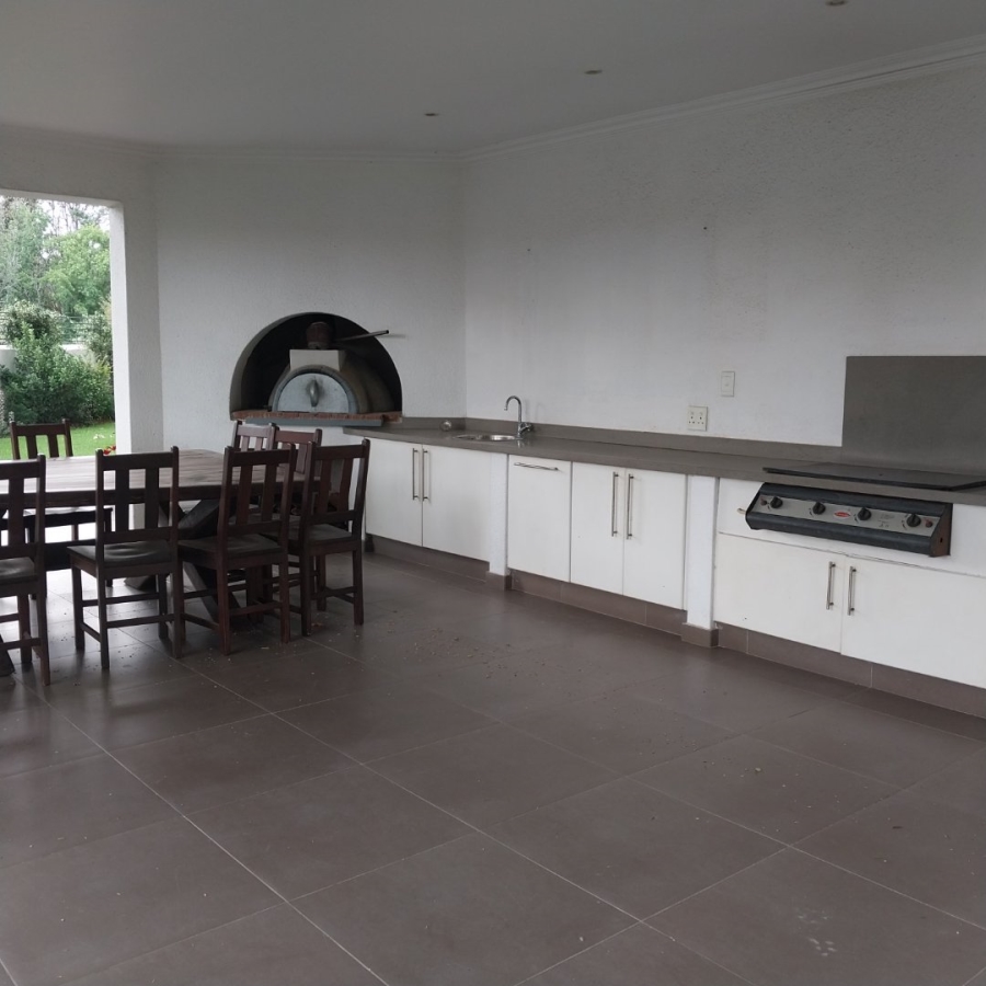 To Let 5 Bedroom Property for Rent in Bryanston Gauteng