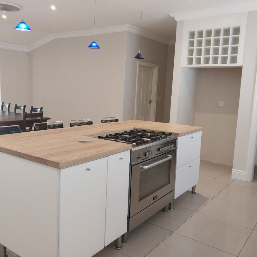 To Let 5 Bedroom Property for Rent in Bryanston Gauteng