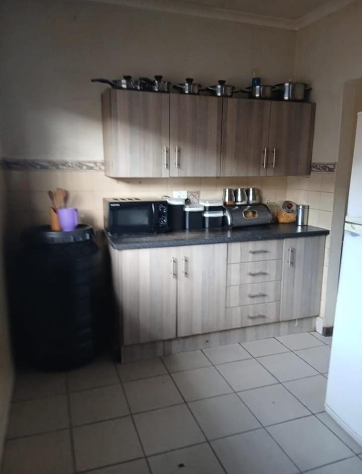  Bedroom Property for Sale in Dersley Gauteng
