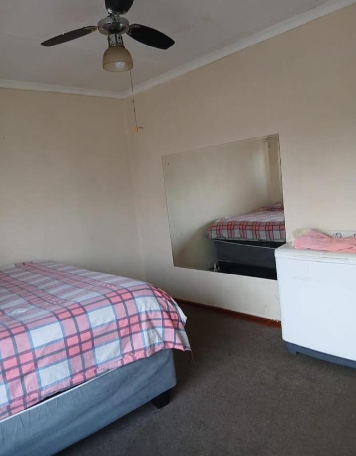  Bedroom Property for Sale in Dersley Gauteng
