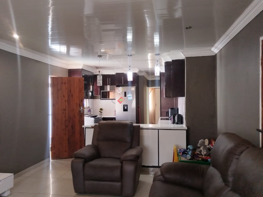 3 Bedroom Property for Sale in Protea Glen Gauteng