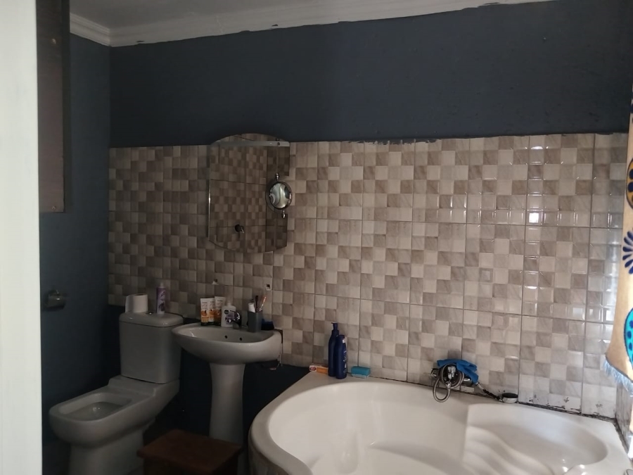 3 Bedroom Property for Sale in Protea Glen Gauteng